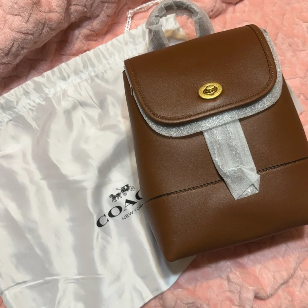 Coach The Summer I Turned Pretty Turnlock Backpack - Picture 2 of 7